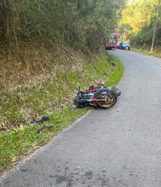 Motociclista morre em grave acidente na Estrada da Graciosa