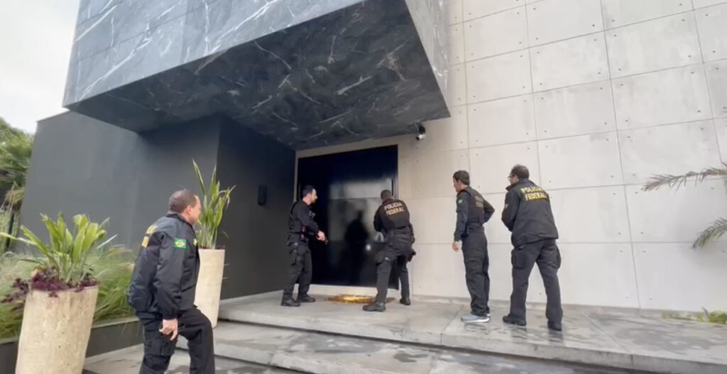 ‘Sheik dos Bitcoins’ é preso pela Polícia Federal, em Curitiba