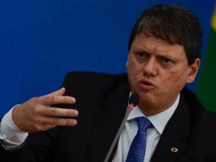 Bolsonaro perde espaço e se afasta das grandes forças políticas nacionais