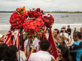 Festa do Divino movimenta comunidade litorânea neste final de semana