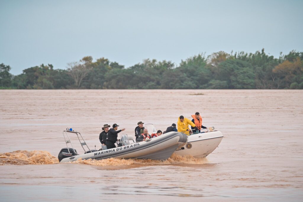 Rio Grande do Sul: mais de 10 mil pessoas foram resgatadas de áreas alagadas