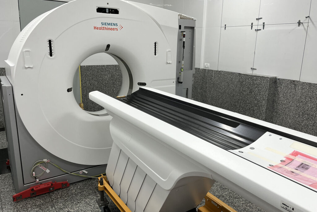 Hospital do Trabalhador recebe novos aparelhos de tomografia