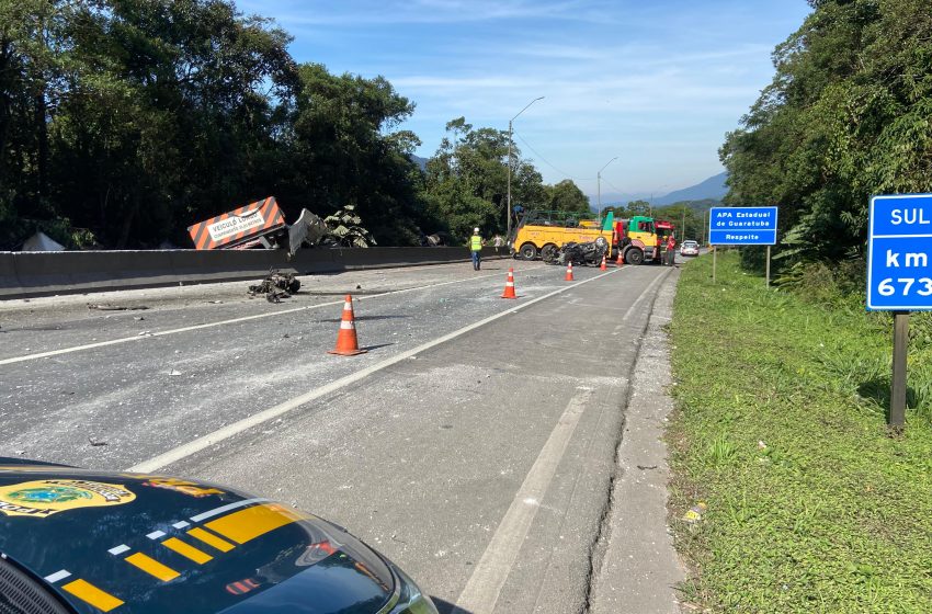 Grave acidente interdita BR-376, sentido à Santa Catarina