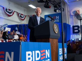 Biden desiste de ser candidato e abre caminho para novo nome democrata
