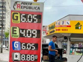 Confira 15 postos em Curitiba e RMC com gasolina abaixo dos R$ 6,10
